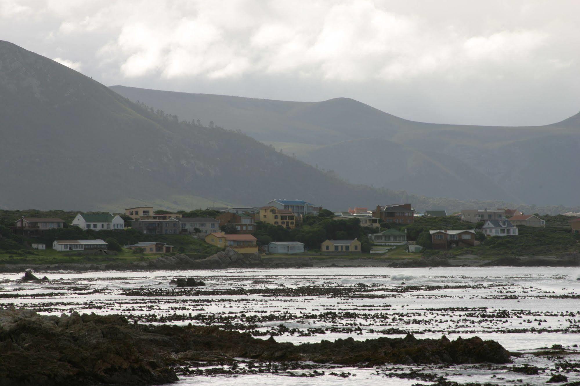Aire del Mar Guest House Kleinbaai Esterno foto